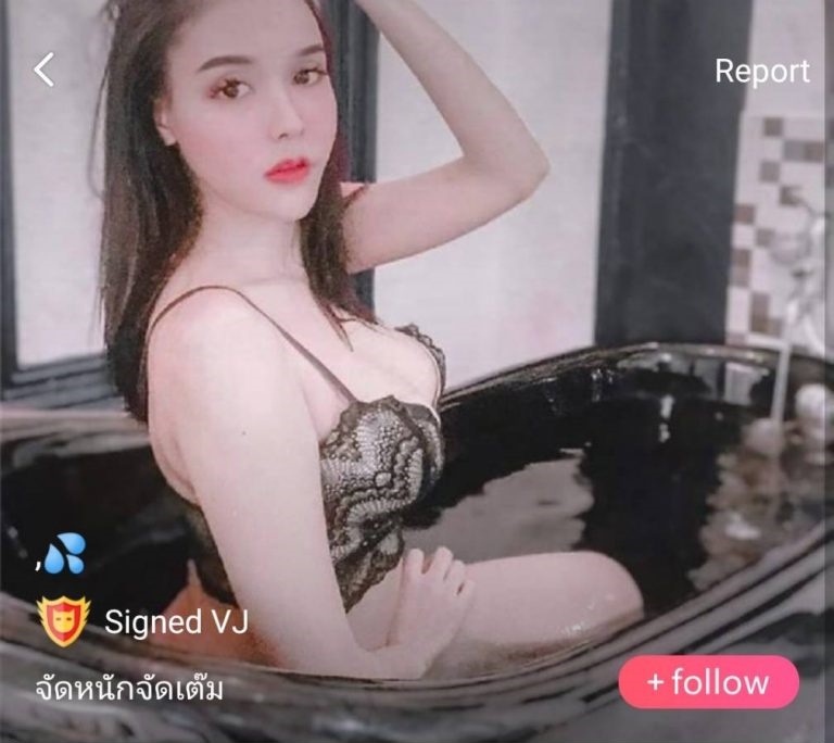 เย็ดหีอย่างสวย ผลัดกันเสียบ mlive