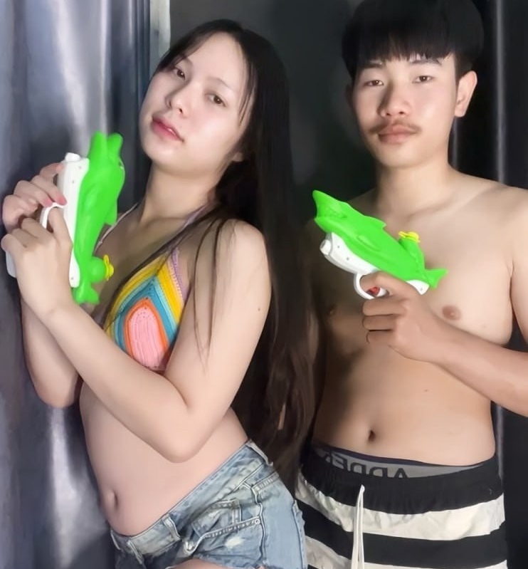 ฟ้าใส จัดเทพ fah